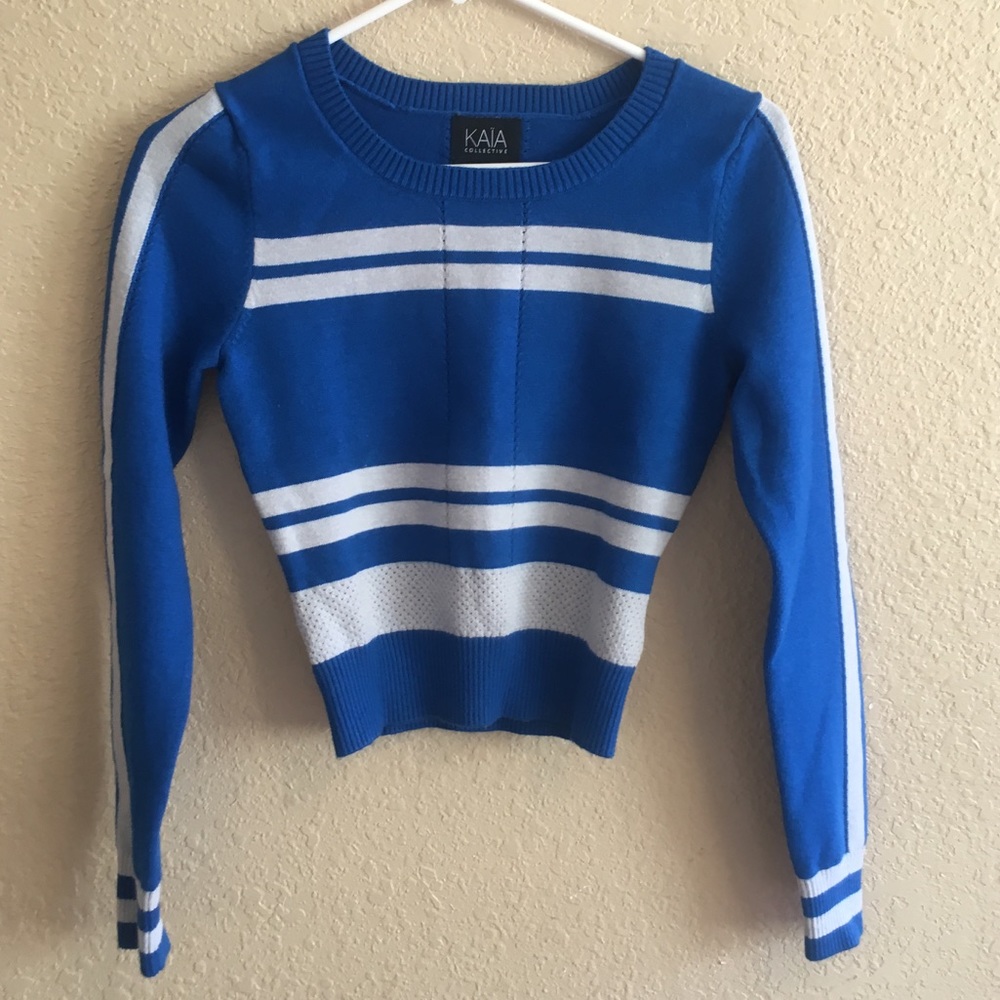 LAST CHANCE soft designer sweater size Xs